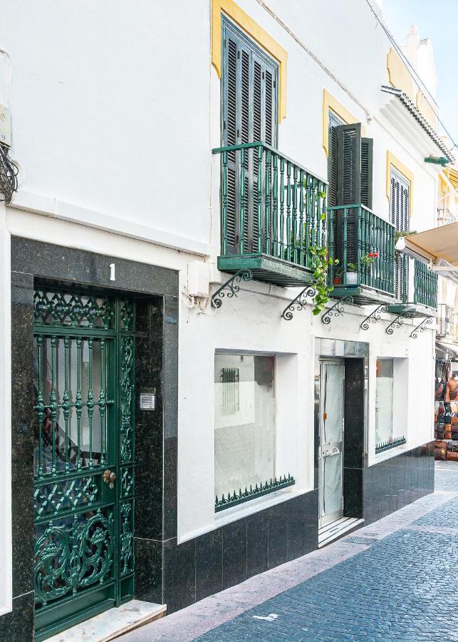Casa Lola Centro De Nerjaヴィラ エクステリア 写真